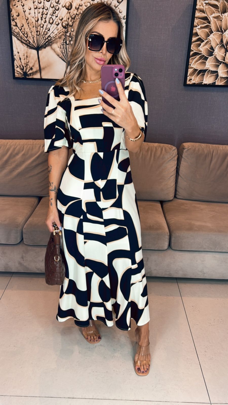 Vestido longo estampado preto e off white